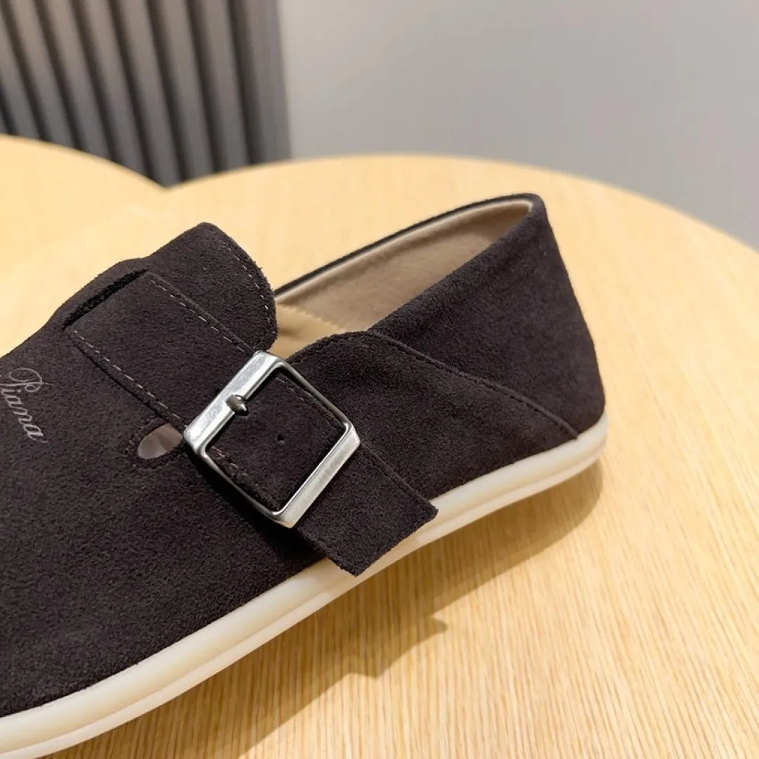 Factory price 420💰[loro piana] 2025 new moccasins, popular casual sneakers for street men. The shoes are made of first-layer suede leather uppers with rubber soles. They are classic. The complex craftsmanship and meticulous structure make the shoes light and soft, allowing you to walk comfortably and freely. Perfect for summer wear. Yardage: 38-45.